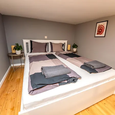Apartment Oktogon Four Budapest