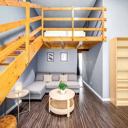 Oktogon Four Appartement